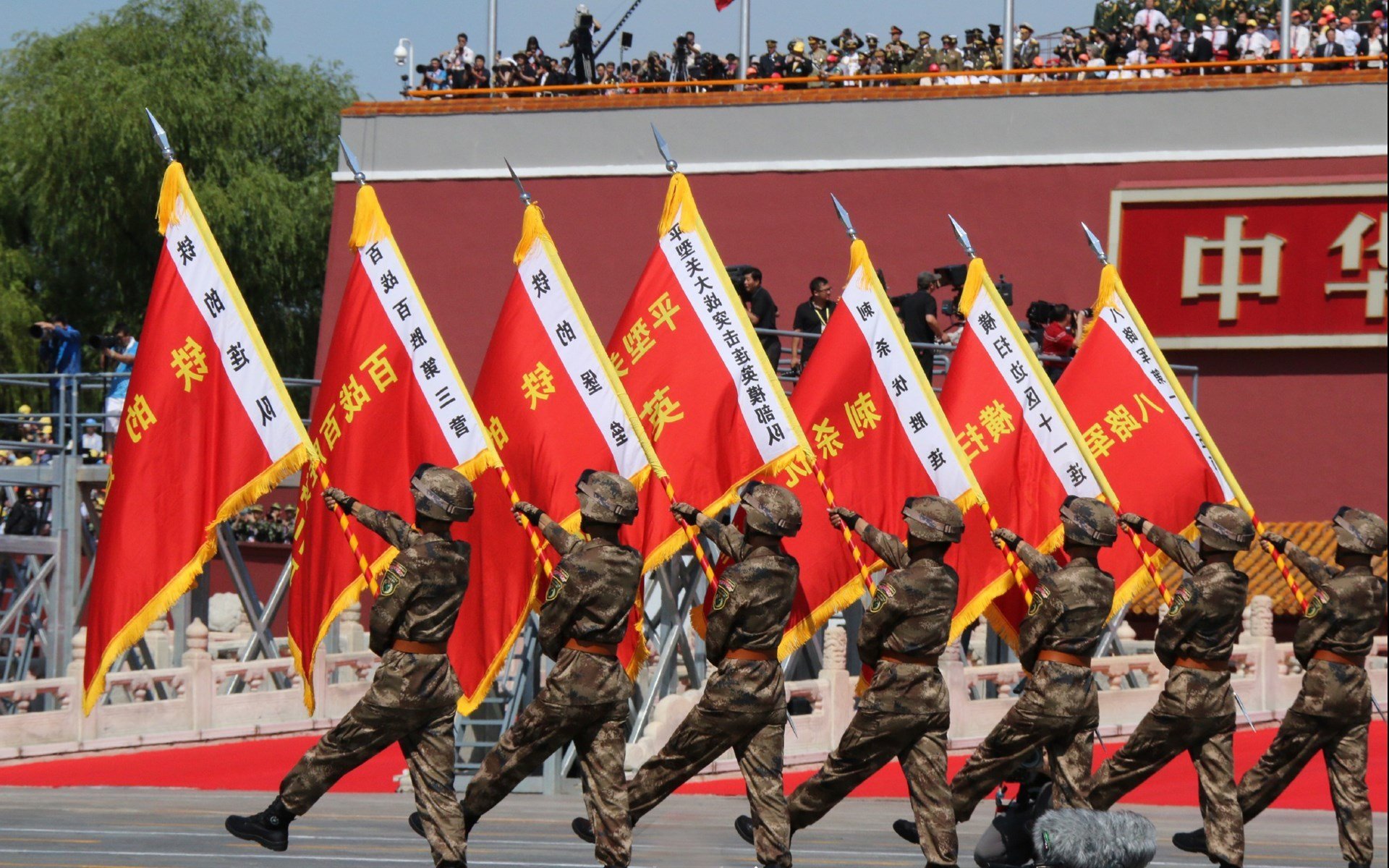 中超联赛观众人数回升，球迷热情高涨，中超联赛 观众